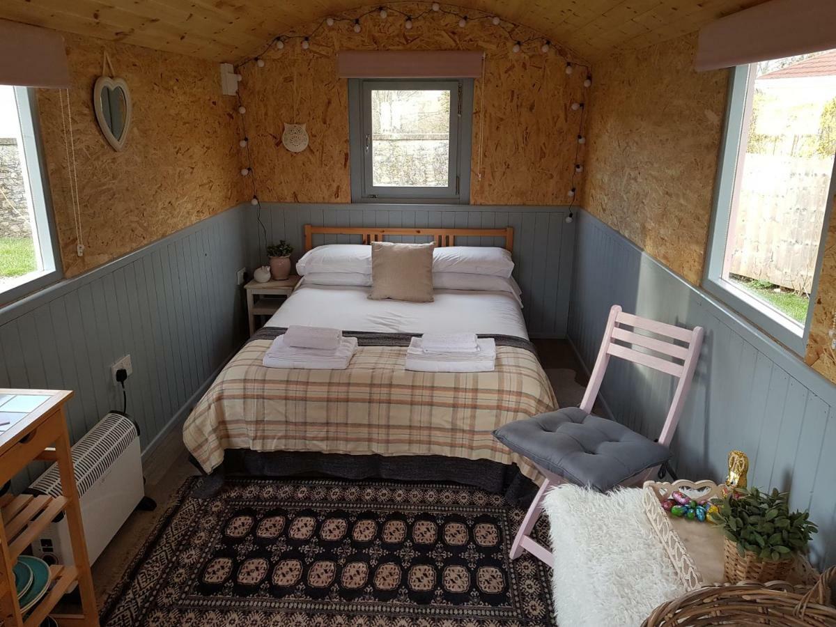 Acorn Camping And Caravan Park Llantwit Major Eksteriør billede