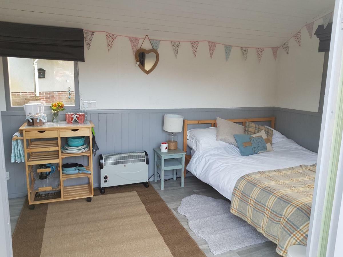 Acorn Camping And Caravan Park Llantwit Major Eksteriør billede