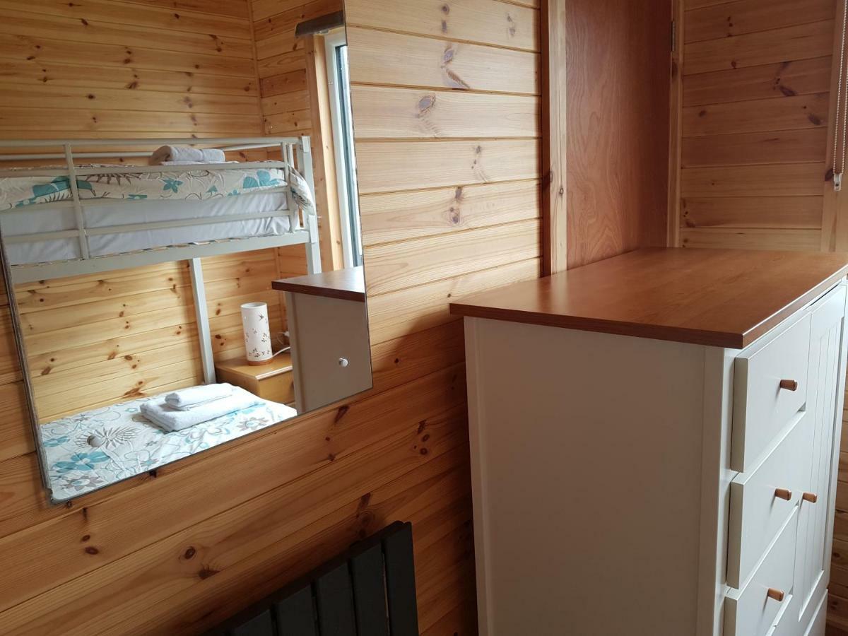 Acorn Camping And Caravan Park Llantwit Major Eksteriør billede