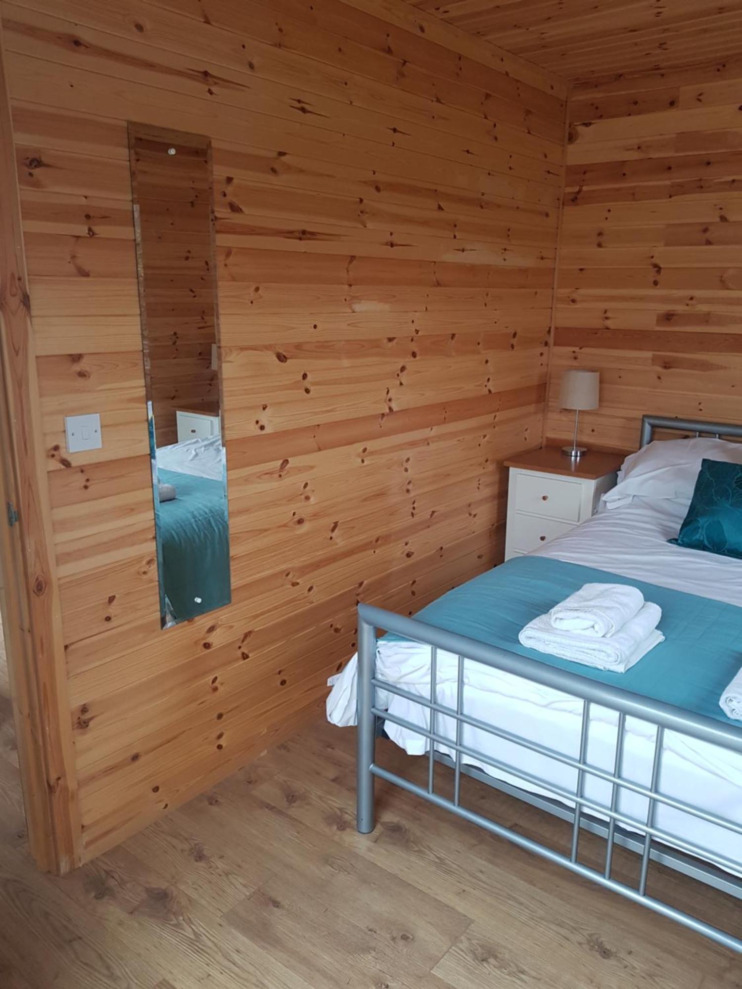 Acorn Camping And Caravan Park Llantwit Major Eksteriør billede