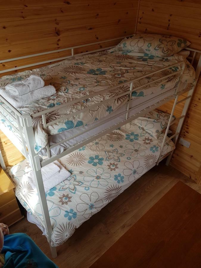 Acorn Camping And Caravan Park Llantwit Major Eksteriør billede